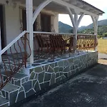 Andronikis House * Sykia
