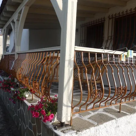 Dom wakacyjny Andronikis House Sykia