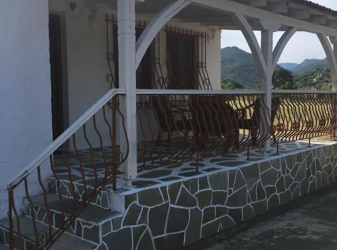 펜션 Andronikis House