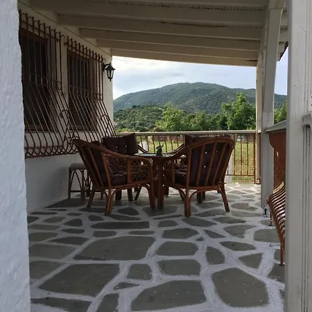 Holiday home Andronikis House *