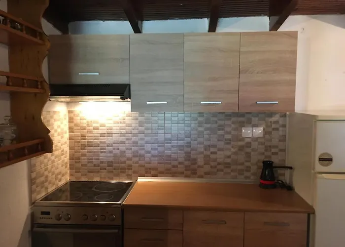 Andronikis House