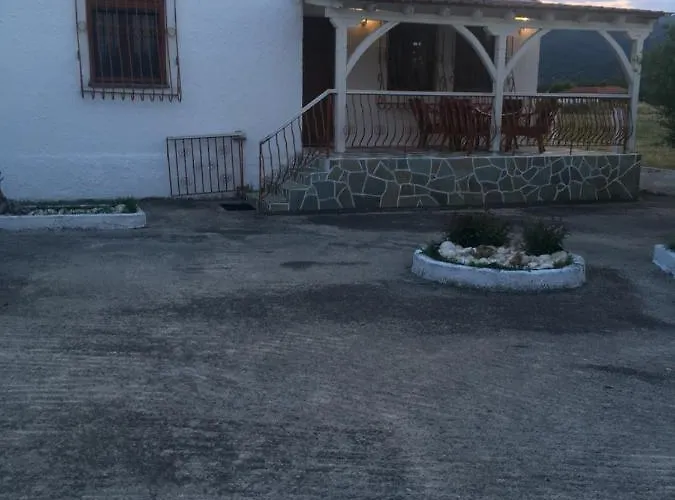 Andronikis House