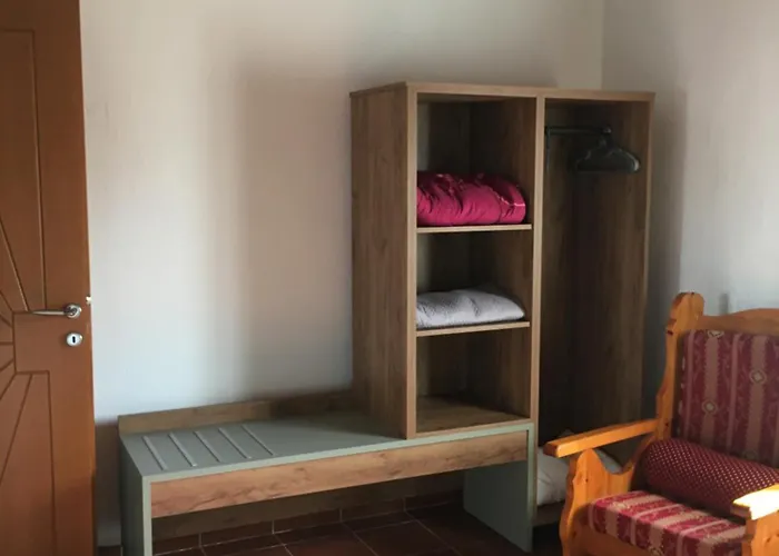 Andronikis House